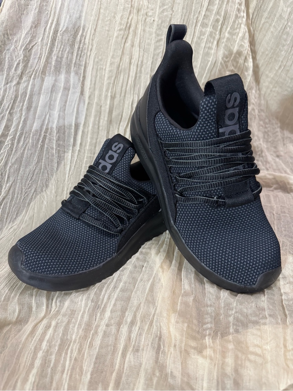 Boys Size 5 Adidas Boy's Black Slip-On Knit Athletic Sneakers